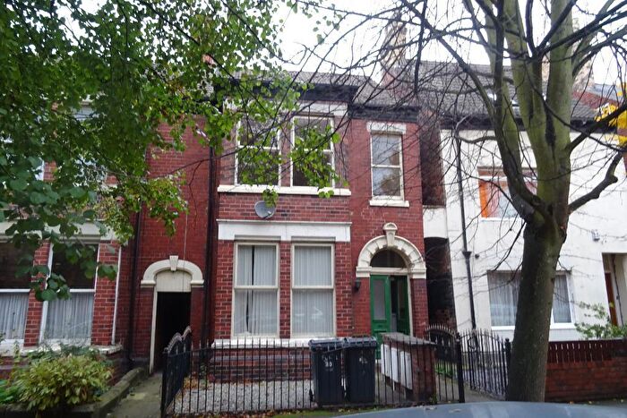 2 Bedroom Flat To Rent In Marlborough Avenue, Hull, HU5