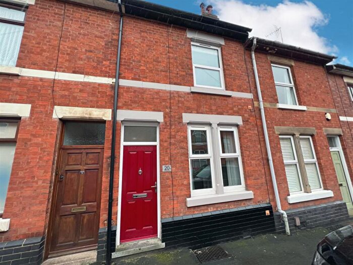 3 Bedroom Terraced House To Rent In Longford Street, Derby, DE22
