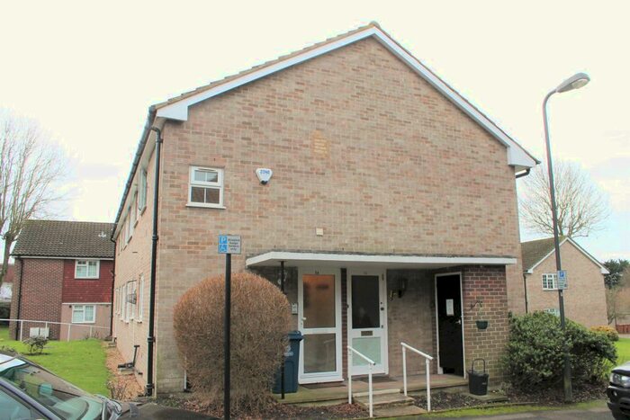 2 Bedroom Flat To Rent In Copley Road, Stanmore, HA7