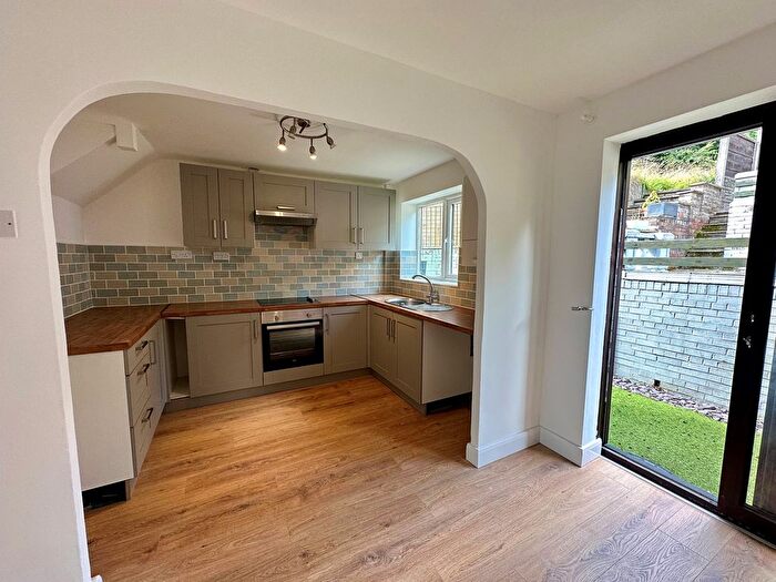 3 Bedroom Property To Rent In Chellow Dene, Ashton-Under-Lyne, OL5