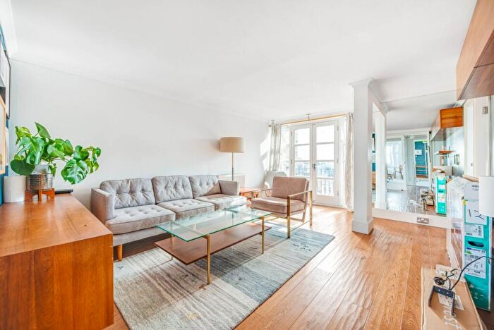 2 Bedroom Flat To Rent In Harcourt Terrace, London, SW10