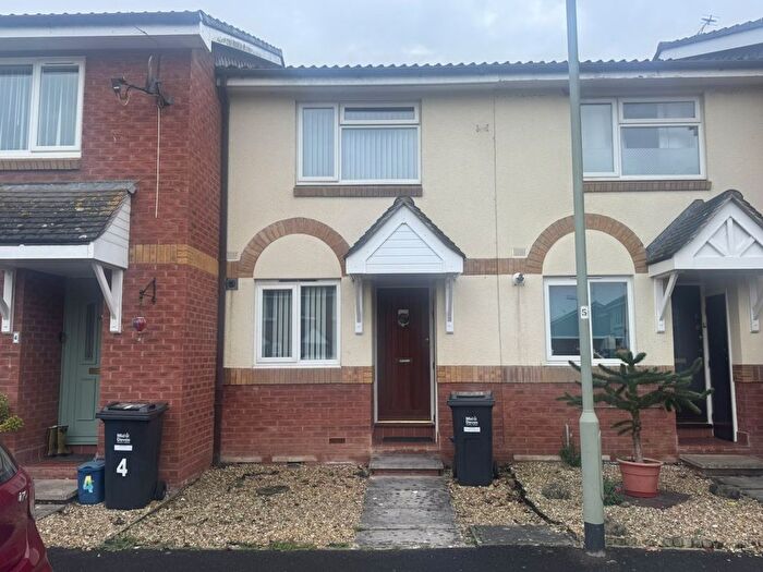 2 Bedroom Terraced House To Rent In Hawthorn Close, Cullompton, EX15