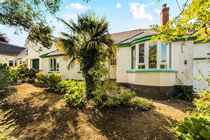3 Bedroom Bungalow For Sale In Kings Close, Barnstaple, Devon, EX32