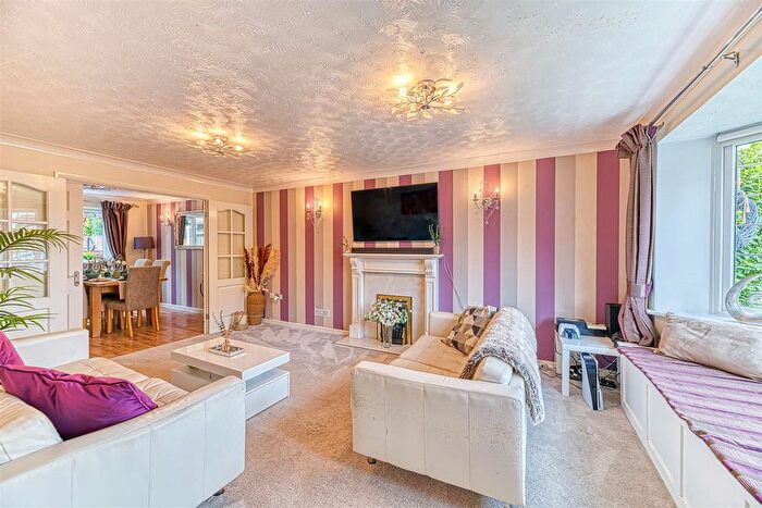 4 Bedroom Detached House For Sale In Vermont Close, Great Sankey, Warrington, WA5