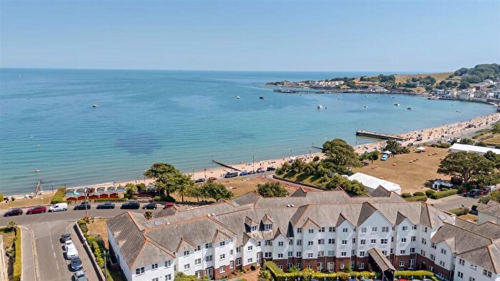 1 Bedroom Apartment For Sale In St Aldhelms Court, BH19 - Photo 11