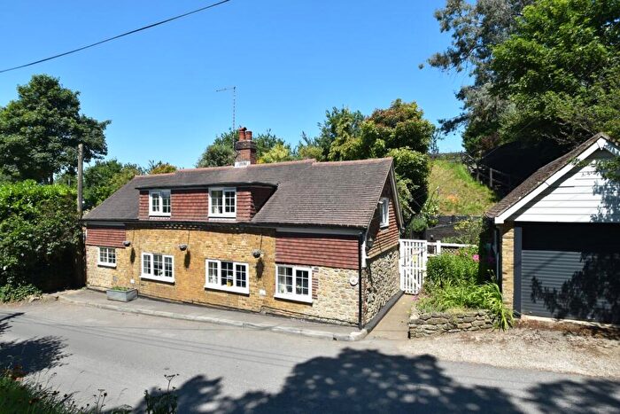 3 Bedroom Detached House For Sale In Sandway Road, Sandway, ME17