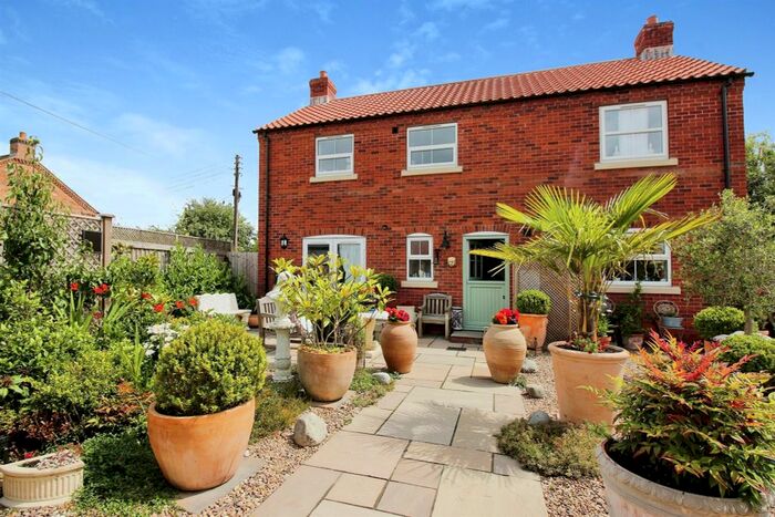 3 Bedroom Detached House For Sale In Main Street, Kirkby-On-Bain, Woodhall Spa, LN10