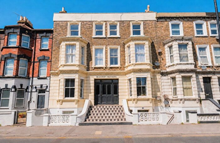 1 Bedroom Flat For Sale In Canterbury Road, Margate, Kent, CT9