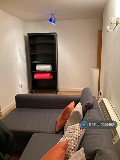 1 Bedroom Flat To Rent In Channel Way, Southampton, SO14