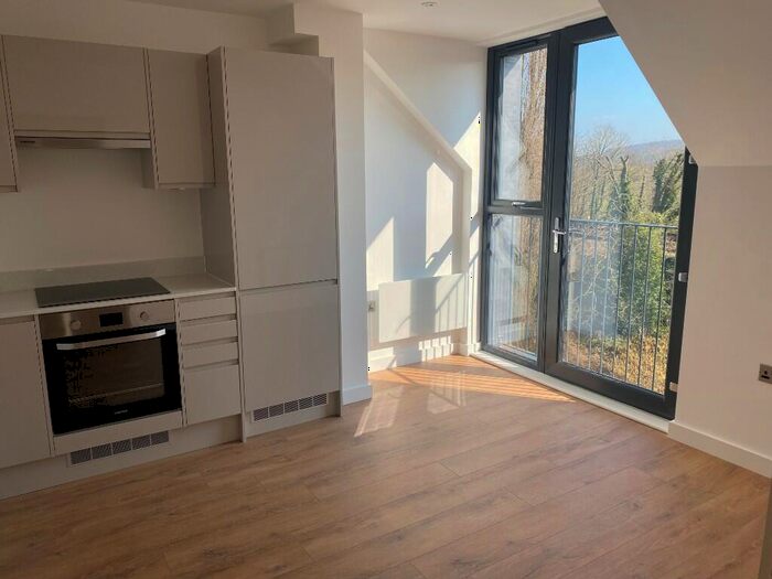 1 Bedroom Flat To Rent In Flat, Westbrook Mills Thackeray Lane, Godalming, Surrey, GU7