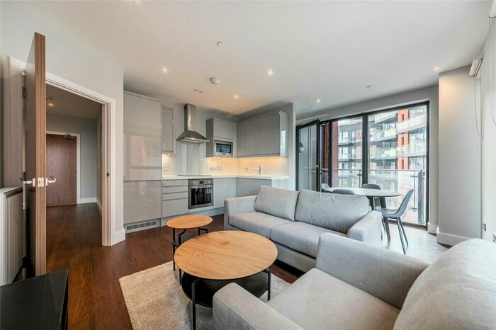 1 Bedroom Apartment To Rent In Avalon Point, Silvocea Way, Orchard Wharf, London, E14