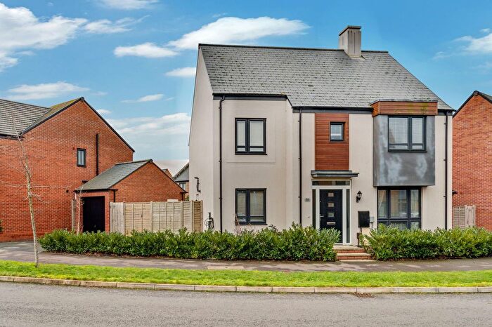 5 Bedroom Detached House For Sale In Sapphire Road, Bishops Cleeve, Cheltenham, GL52