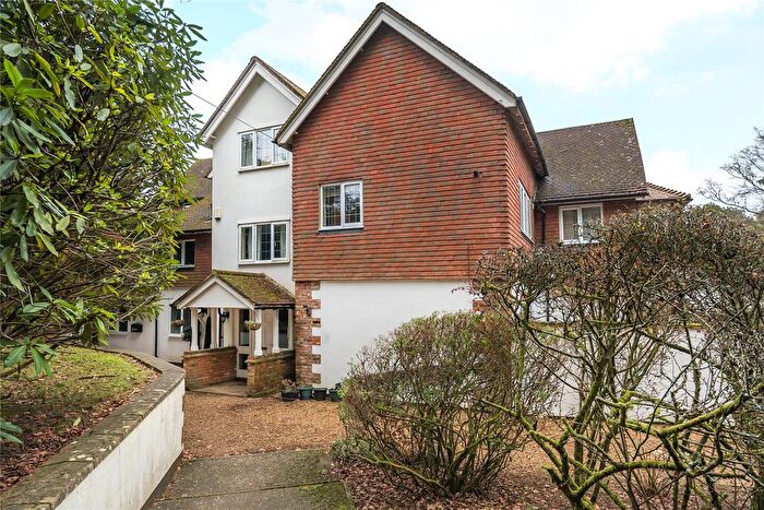 2 Bedroom Flat For Sale In Hindhead, Surrey, GU26