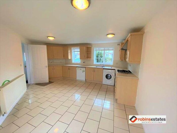 3 Bedroom Property To Rent In Tannin Crescent, Nottingham, NG6