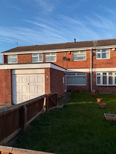 3 Bedroom Terraced House To Rent In Yarborough Drive, Grimsby, DN31