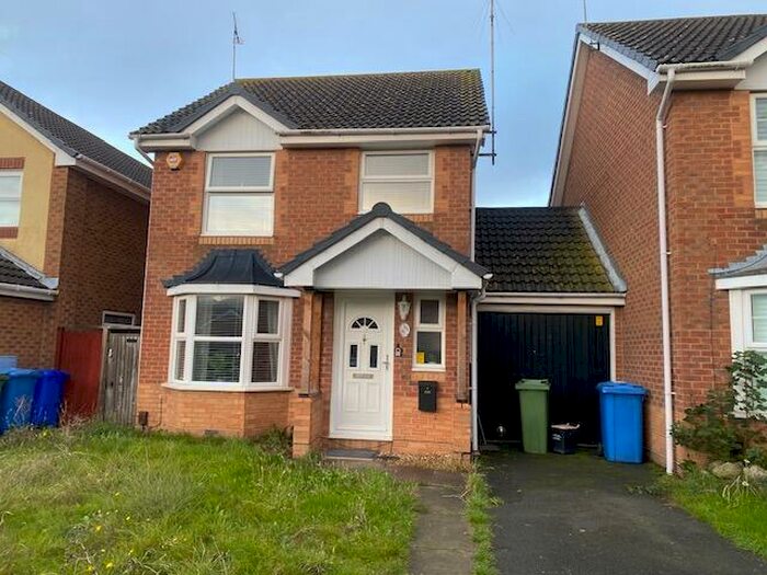 3 Bedroom House To Rent In Walsby Drive, Kemsley, Sittingbourne, ME10