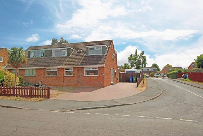 4 Bedroom Semi-Detached House For Sale In Orchard Way Cogenhoe, Cogenhoe, Northampton, Northamptonshire, NN7