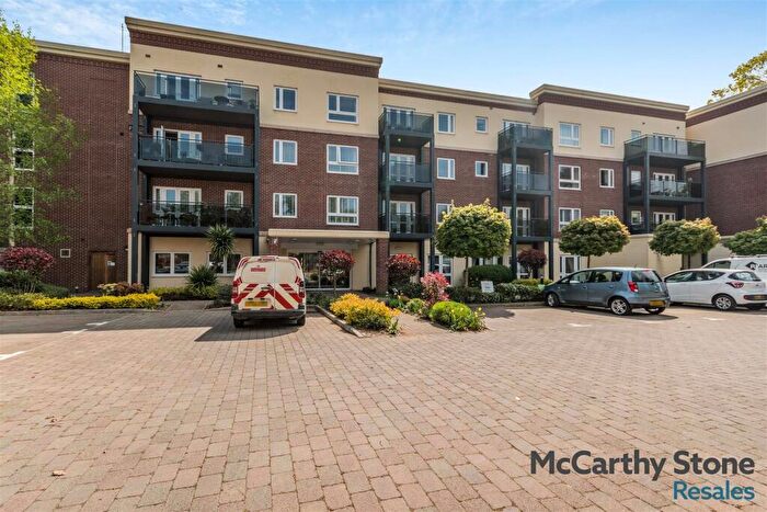 1 Bedroom Apartment For Sale In Bilberry Place, Recreation Road, Bromsgrove, B61
