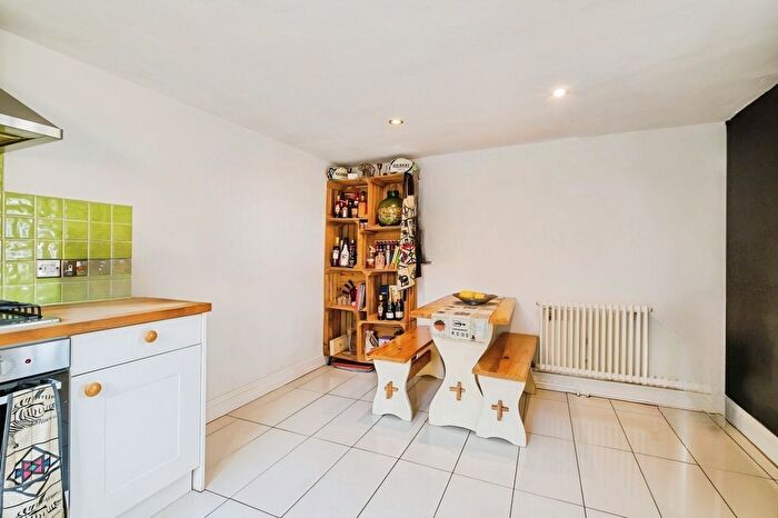 2 Bedroom Property To Rent In Burnands Place, Cambridge, CB22