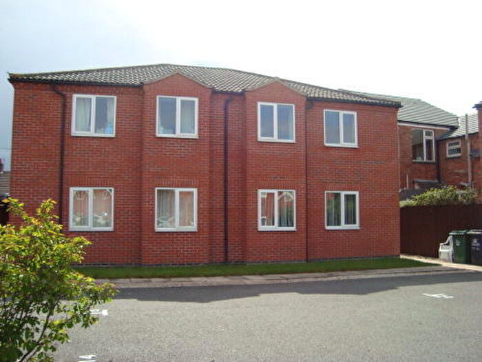 2 Bedroom Apartment To Rent In Cliff Avenue, Loughborough, LE11