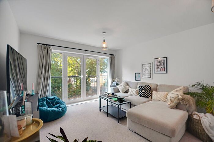 2 Bedroom Flat For Sale In Royston, Hertfordshire, SG8