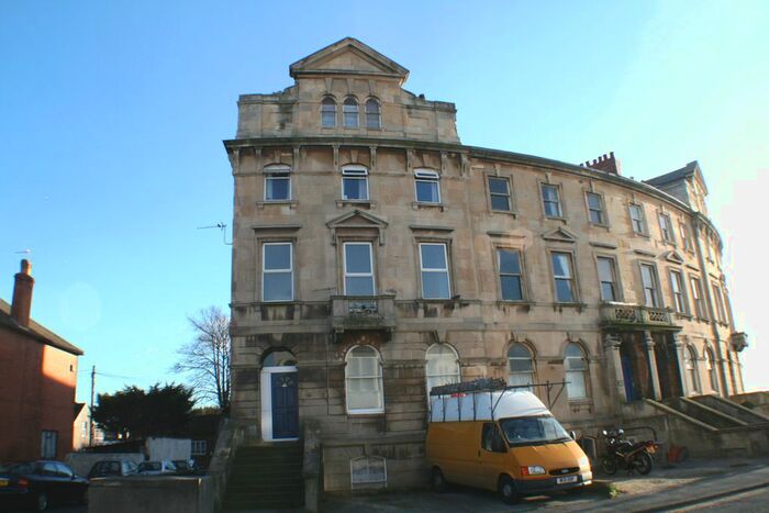 1 Bedroom Flat To Rent In Burnham On Sea, Somerset, TA8