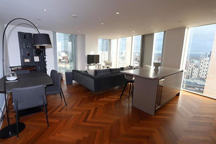 2 Bedroom Apartment To Rent In Deansgate Square, Owen Street, M15