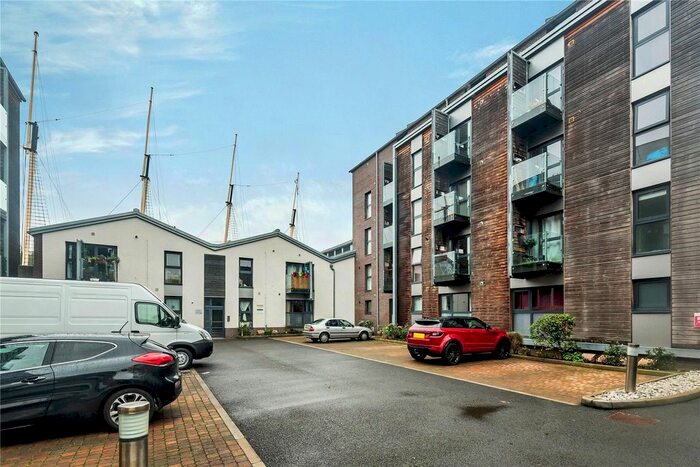 1 Bedroom Flat To Rent In Great Western House, Gas Ferry Road, Bristol, Somerset, BS1