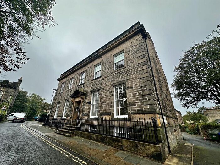 2 Bedroom Flat To Rent In High Street, Lancaster, LA1