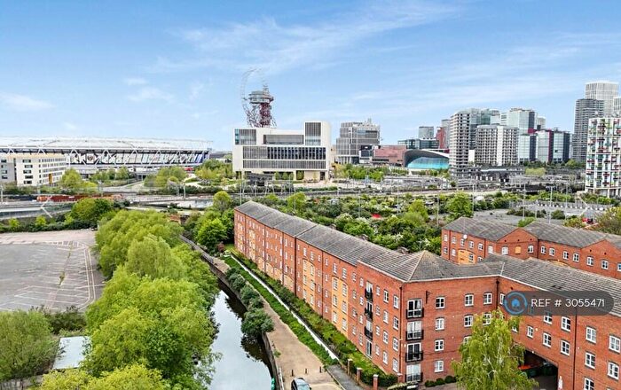 2 Bedroom Penthouse To Rent In Otter Close, London, E15