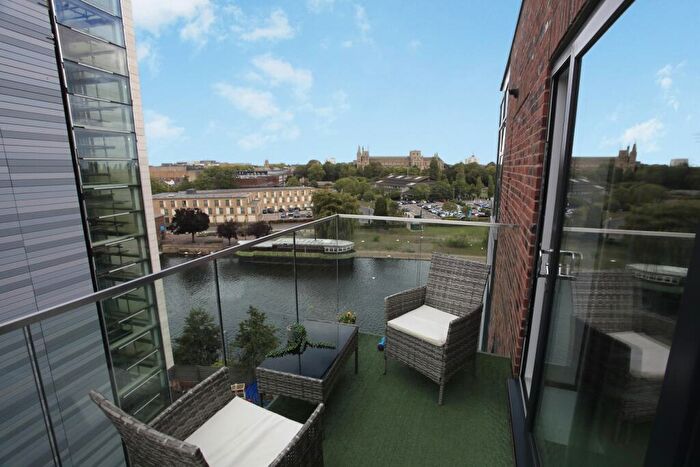 2 Bedroom Flat For Sale In East Station Road, Peterborough, Cambridgeshire, PE2