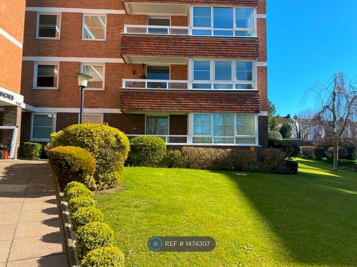 2 Bedroom Flat To Rent In Preston Park Avenue, Brighton, BN1