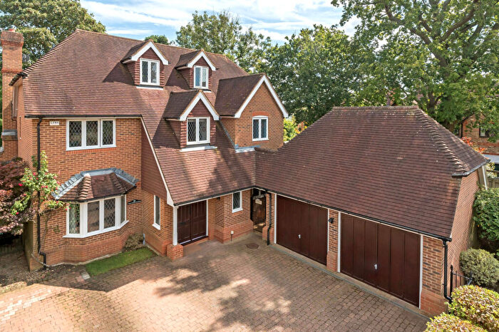 6 Bedroom Detached House For Sale In Miller Place, Gerrards Cross, SL9