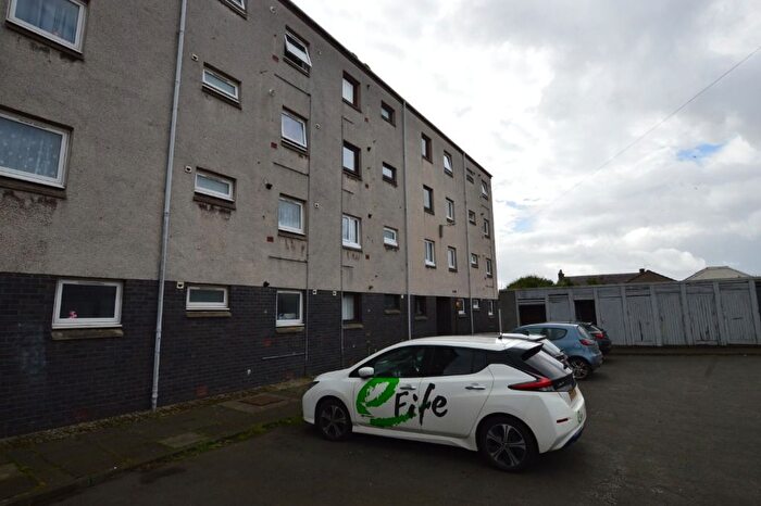 2 Bedroom Flat To Rent In Randolph Court, Buckhaven, KY8