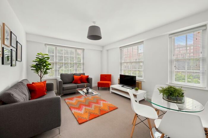 2 Bedroom Flat To Rent In Dolphin Square, London, SW1V