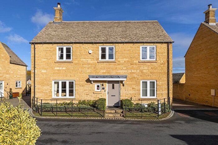 4 Bedroom Detached House For Sale In Lady Juliana's View, Chipping Campden, Gloucestershire, GL55