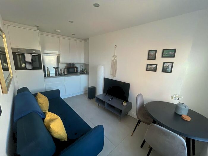 1 Bedroom Flat To Rent In Windsor Street, Brighton, BN1