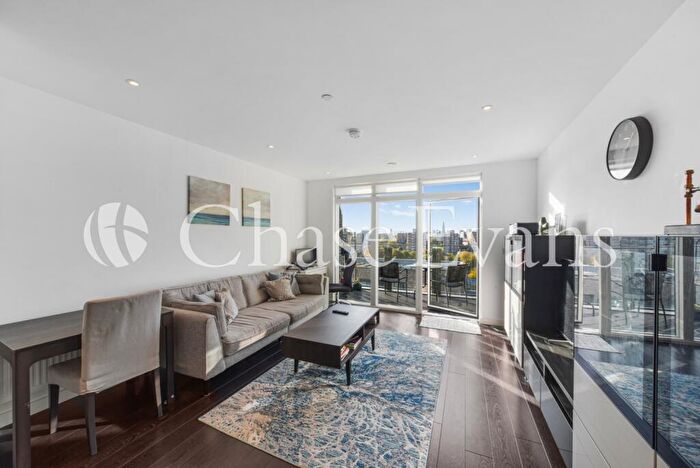 1 Bedroom Apartment To Rent In Chorley Court, Madeira Street, Poplar, London, E14