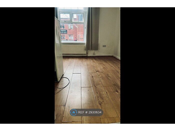 1 Bedroom Flat To Rent In Oxford St, High Wycombe, HP11