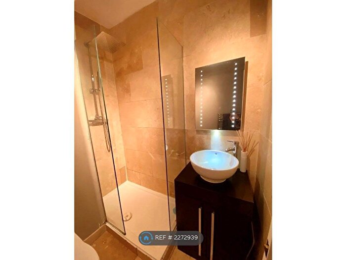 1 Bedroom Flat To Rent In Notting Hill, London, W11