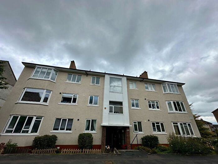 2 Bedroom Flat To Rent In () Weymouth Drive, , Flat, G12