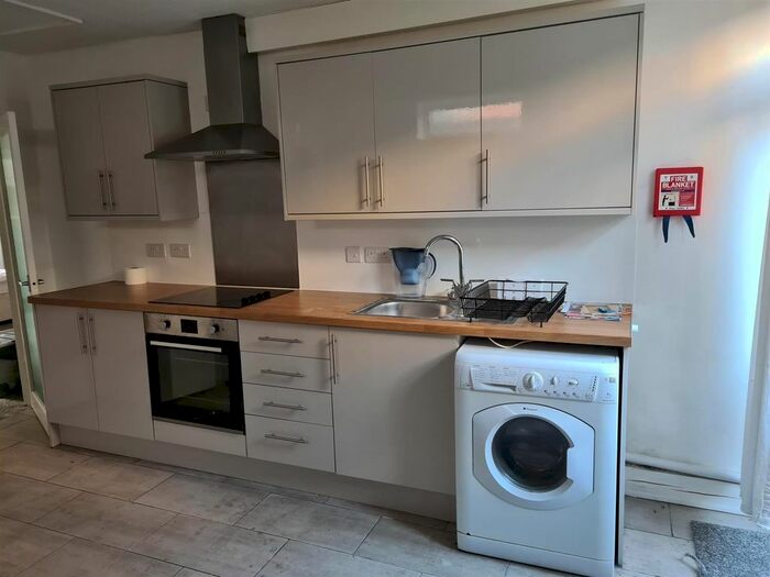 2 Bedroom Flat To Rent In Flat, Old Station Road, Newmarket, CB8