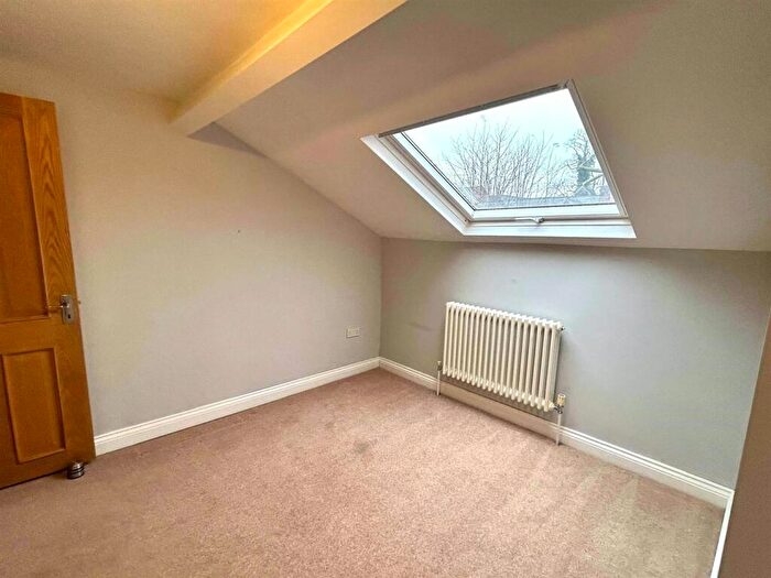 2 Bedroom Apartment To Rent In York Road, Edgbaston, Birmingham, B16