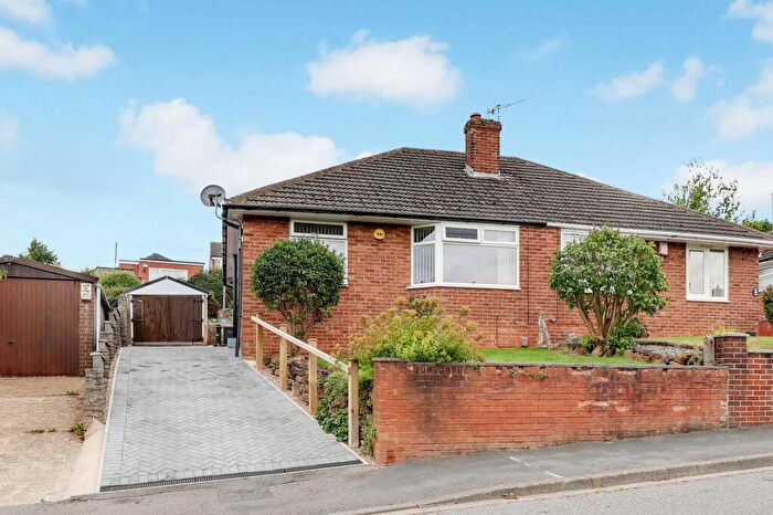 2 Bedroom Semi-Detached Bungalow For Sale In Laneham Avenue, Arnold, NG5