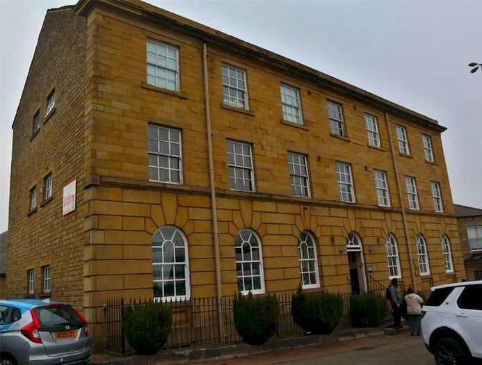 2 Bedroom Penthouse Flat To Rent In Henry Street, Huddersfield Town Centre, Huddersfield, HD1