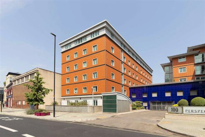 1 Bedroom Flat To Rent In Westminster Bridge Road, London, SE1