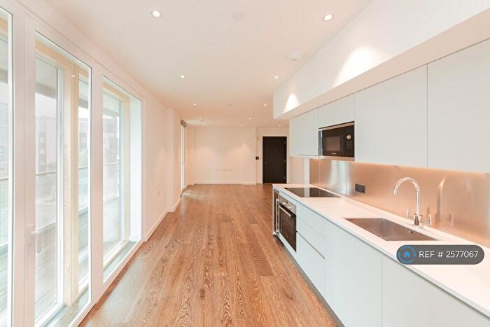 2 Bedroom Flat To Rent In Albert Road, London, NW6