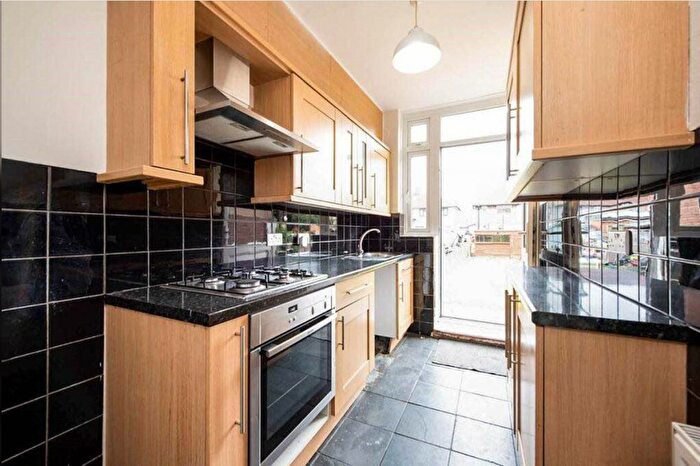 5 Bedroom Terraced House To Rent In Dacre Road, London, E13