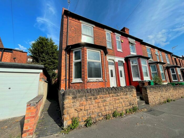 2 Bedroom houses for sale in Gatling Street, NG7, Nottingham