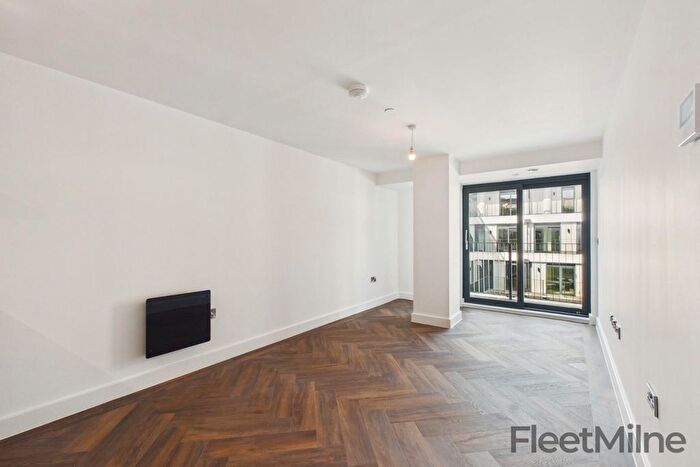 1 Bedroom Flat For Sale In St Paul's Square, Birmingham, B3